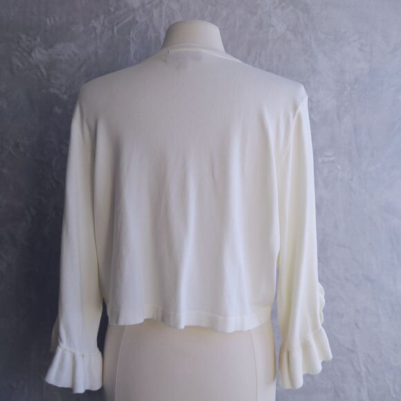 LANE BRYANT Ivory Open Front Cardigan Size 18/20 Cropped Ruffle Sleeve Romantic - Picture 2 of 10